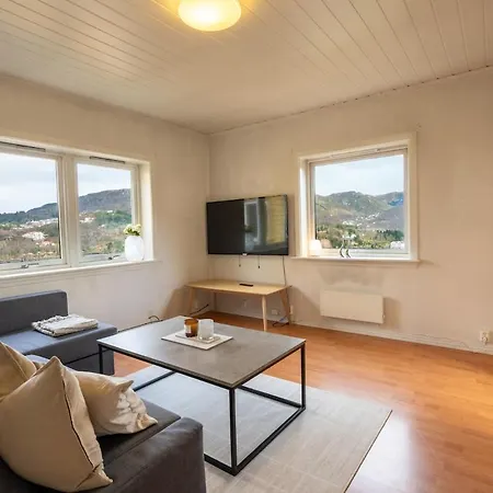 Small House Close To Nature And Bergen